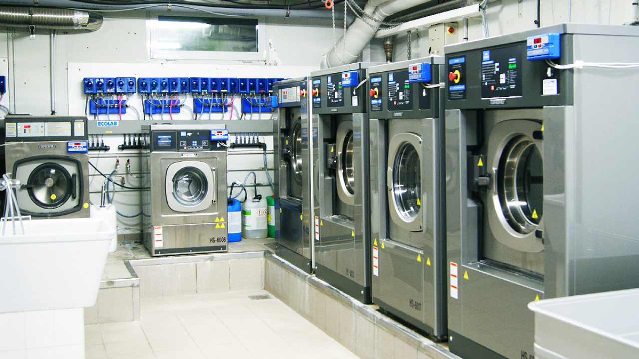 Diferencia entre lavado a máquina y lavado en seco